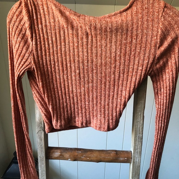 Knit crop top - Picture 4 of 4